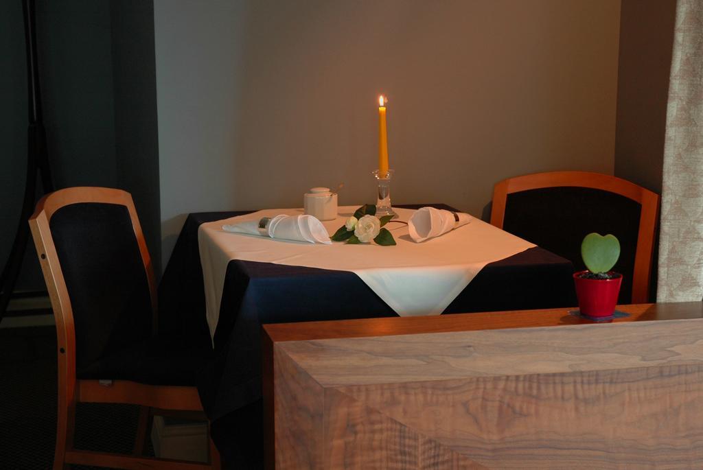 Grot Hotel Malbork Kültér fotó