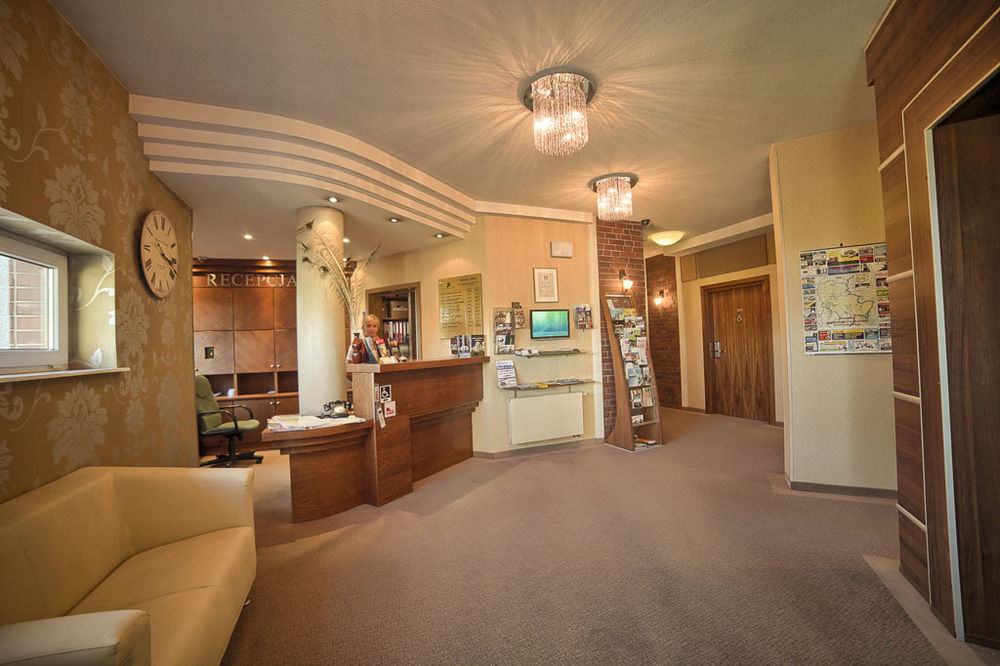 Grot Hotel Malbork Kültér fotó