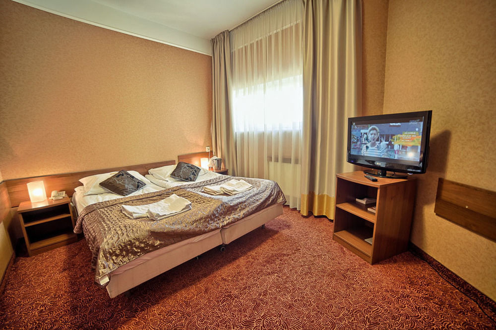 Grot Hotel Malbork Kültér fotó