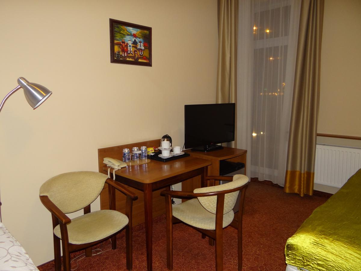 Grot Hotel Malbork Kültér fotó