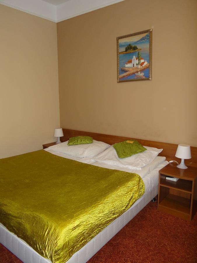 Grot Hotel Malbork Kültér fotó