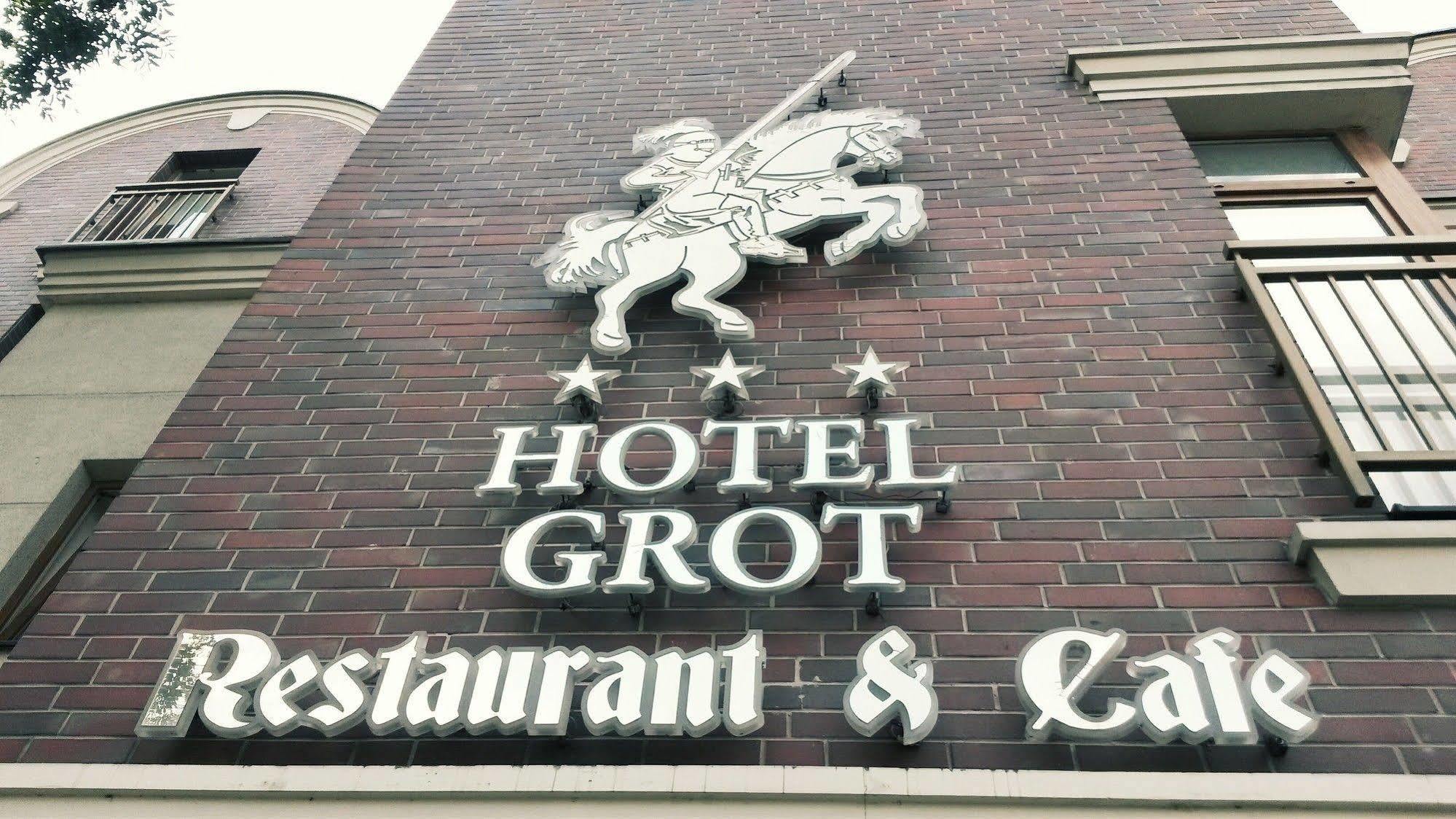 Grot Hotel Malbork Kültér fotó